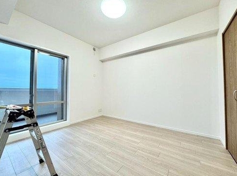 相模原市中央区南橋本2丁目の中古マンションの洋室3の写真