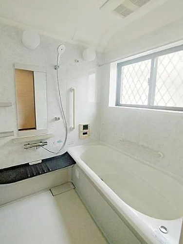 相模原市中央区田名の中古戸建てのバスルームの写真