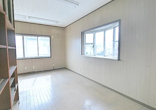 相模原市中央区田名の中古戸建ての洋室2-1の写真