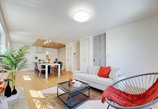 相模原市中央区横山2丁目の新築戸建てのリビングの写真