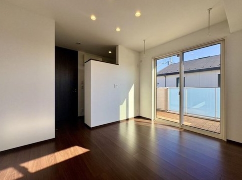 相模原市中央区横山3丁目の中古戸建ての洋室1の写真