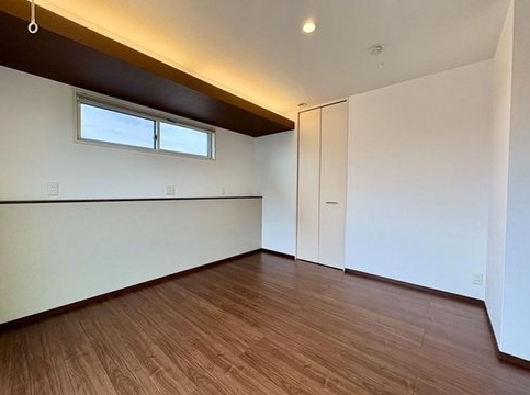 相模原市中央区横山3丁目の中古戸建ての洋室1の写真