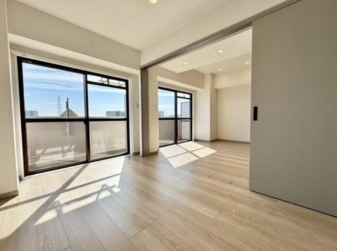 相模原市緑区橋本3丁目の中古マンション12階部分の洋室2の写真