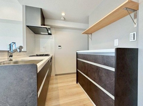 相模原市緑区橋本3丁目の中古マンション12階部分のキッチンの写真