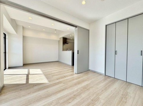 相模原市緑区橋本3丁目の中古マンション12階部分のリビングの写真