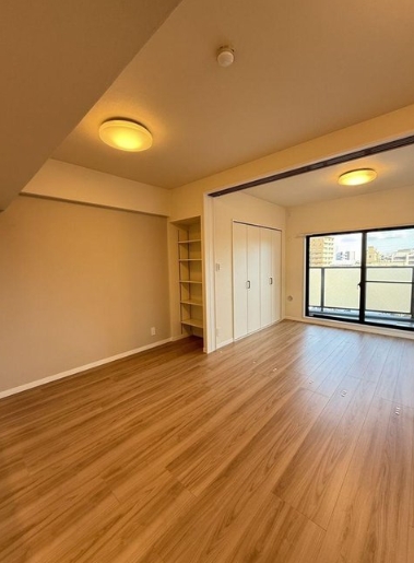 相模原市緑区橋本3丁目の中古マンションのリビングの写真