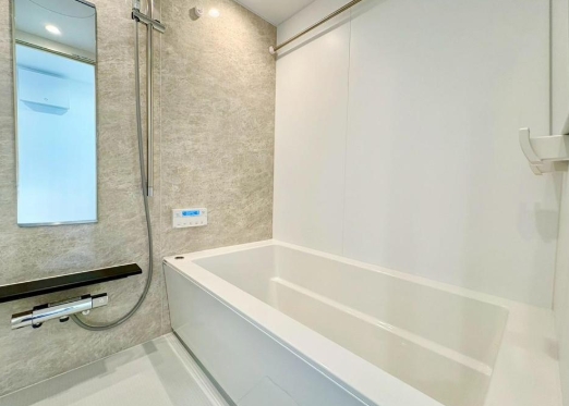 相模原市緑区西橋本1丁目の中古マンションのバスルームの写真