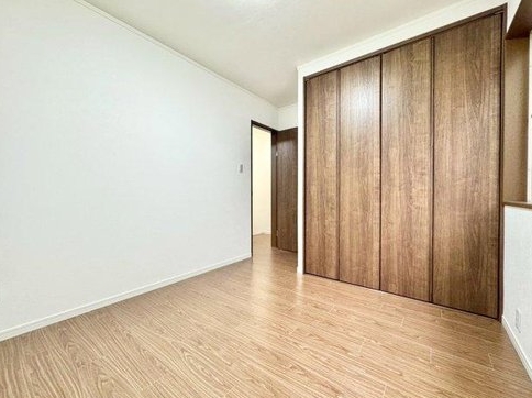 相模原市緑区下九沢の中古戸建ての洋室2の写真