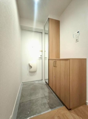 相模原市南区東林間3丁目の中古マンションの玄関の写真