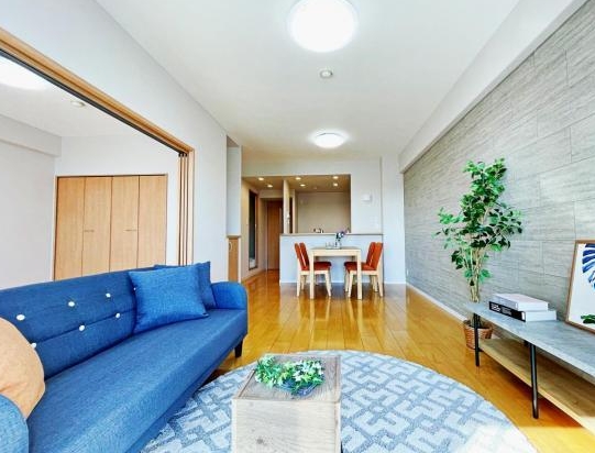 相模原市南区上鶴間本町6丁目の中古マンションのリビングの写真