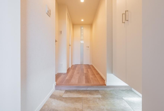 相模原市南区相模大野3丁目の中古マンションの廊下の写真