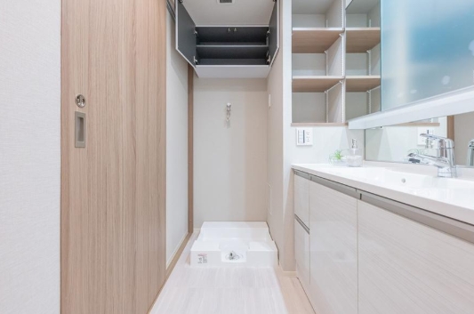 相模原市南区相模大野7丁目の中古マンションの洗濯機置場の写真