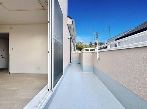 相模原市南区下溝の中古戸建てのバルコニーの写真