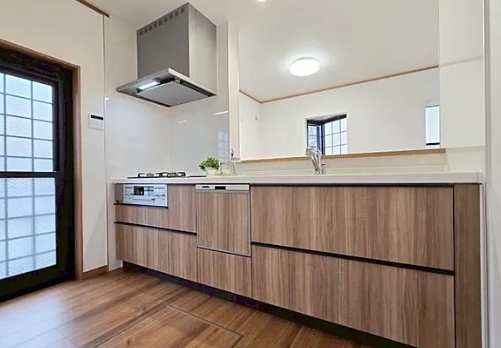 相模原市南区相武台２丁目の中古戸建てのキッチンの写真