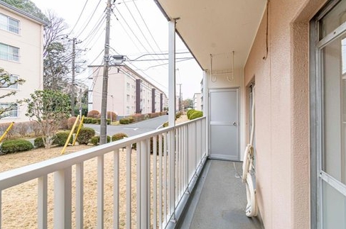 相模原市南区鵜野森2丁目の中古マンションのバルコニーの写真