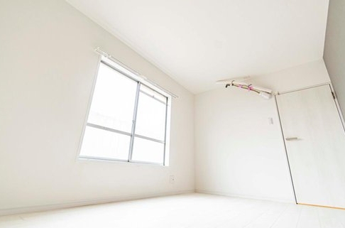 相模原市南区鵜野森2丁目の中古マンションの洋室2の写真