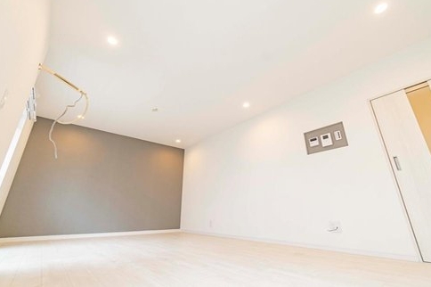 相模原市南区鵜野森2丁目の中古マンションのリビングの写真