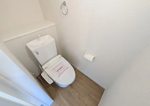 八王子市富士見町の新築戸建て1号棟のトイレ1fの写真