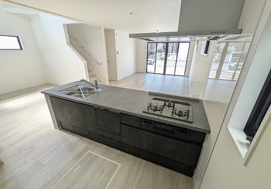 八王子市富士見町の新築戸建て2号棟のキッチンの写真