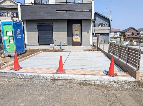 八王子市石川町の新築戸建て1号棟の駐車場の写真