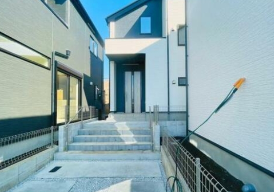 八王子市石川町の新築戸建て2号棟の外観の写真