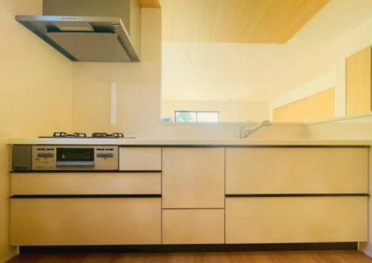 八王子市石川町の新築戸建て2号棟のキッチンの写真