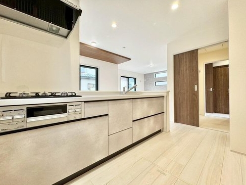 八王子市久保山町の新築戸建てのキッチンの写真