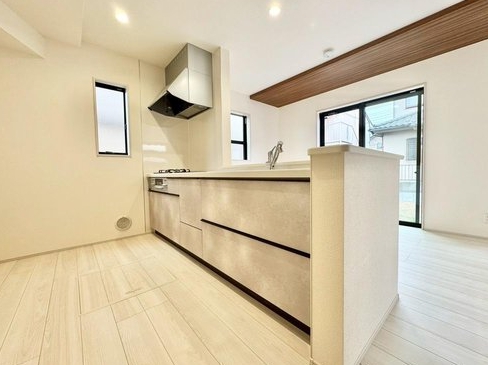 八王子市久保山町の新築戸建てのキッチンの写真