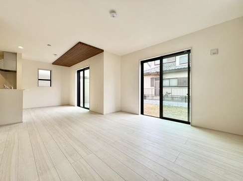 八王子市久保山町の新築戸建てのリビングの写真