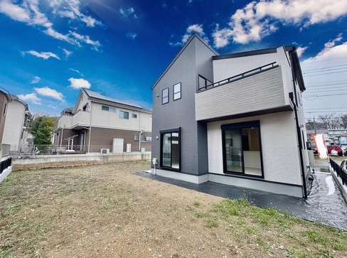 八王子市久保山町の新築戸建ての庭の写真