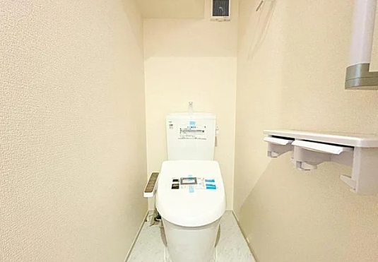 八王子市寺田町の新築戸建て2号棟のトイレ1fの写真