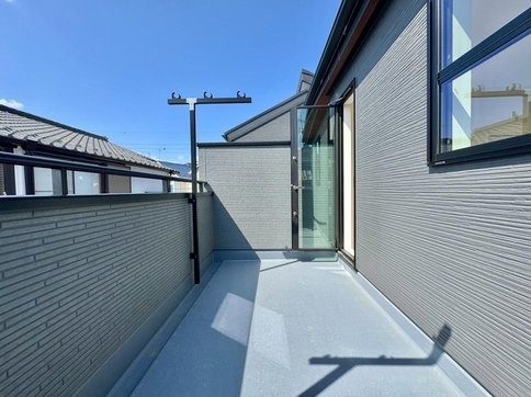 八王子市山田町の新築戸建てのバルコニーの写真