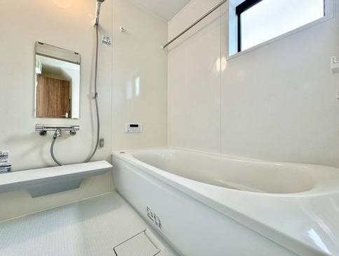 八王子市山田町の新築戸建てのバスルームの写真