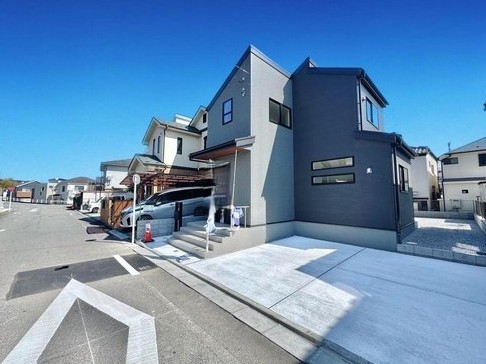 八王子市山田町の新築戸建ての外観の写真