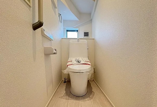 相模原市中央区星が丘2丁目の新築戸建て1号棟のトイレ1fの写真