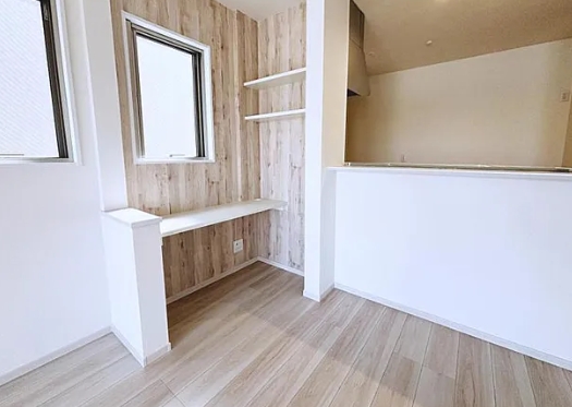 相模原市中央区小町通1丁目の新築戸建て1号棟のスタディーカウンターの写真