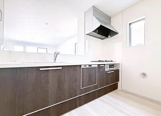 相模原市中央区小町通1丁目の新築戸建て2号棟のキッチンの写真