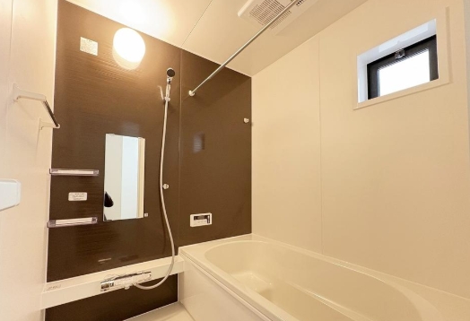 相模原市中央区宮下本町１丁目の新築戸建て1号棟のバスルームの写真