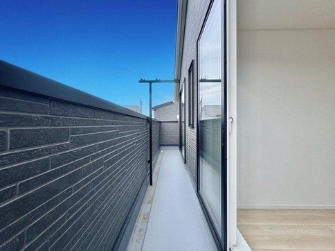 相模原市中央区田名の新築戸建て1号棟のバルコニーの写真