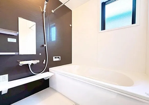 相模原市中央区由野台1丁目の新築戸建て2号棟のバスルームの写真