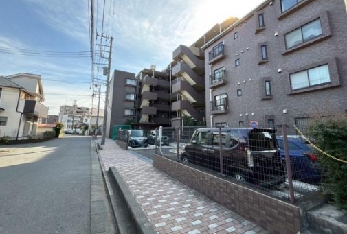 相模原市緑区橋本5丁目の中古マンションの外観の写真