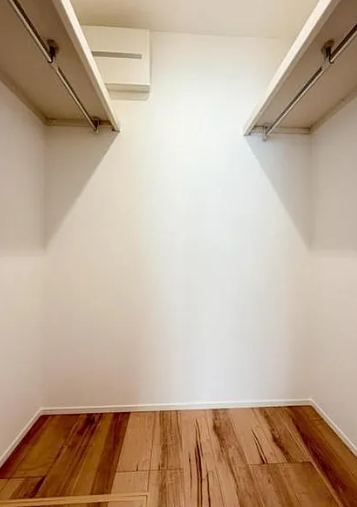 相模原市緑区東橋本3丁目の新築戸建て7号棟のウォークインクローゼットの写真