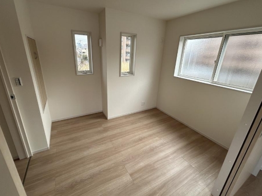 相模原市緑区二本松1丁目の新築戸建ての洋室3の写真