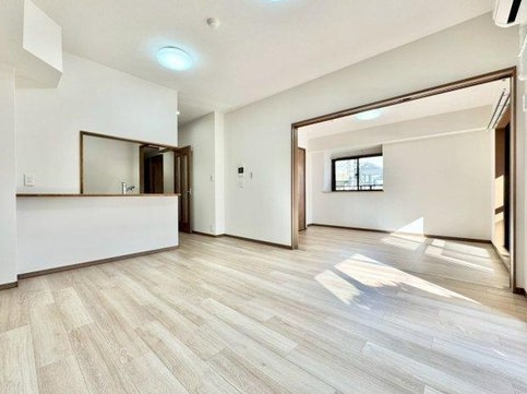 相模原市緑区西橋本1丁目の中古マンションのダイニングの写真