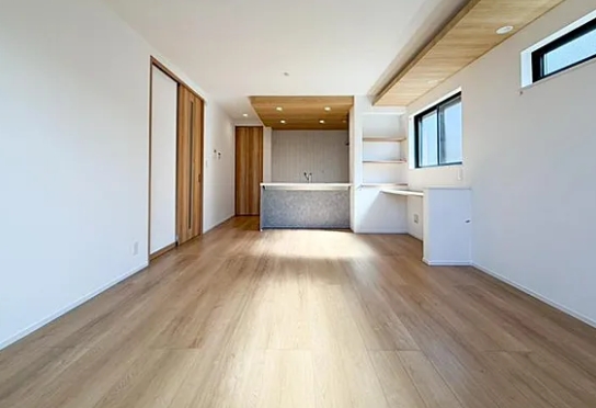 相模原市南区御園3丁目の新築戸建てのダイニングの写真