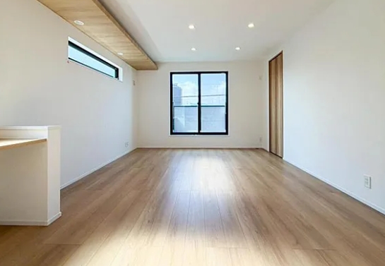 相模原市南区御園3丁目の新築戸建てのリビングの写真