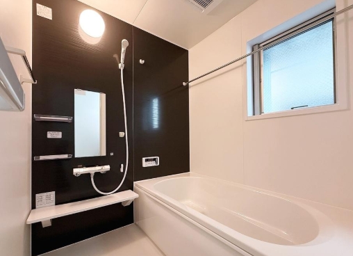 相模原市南区大野台1丁目の新築戸建てのバスルームの写真