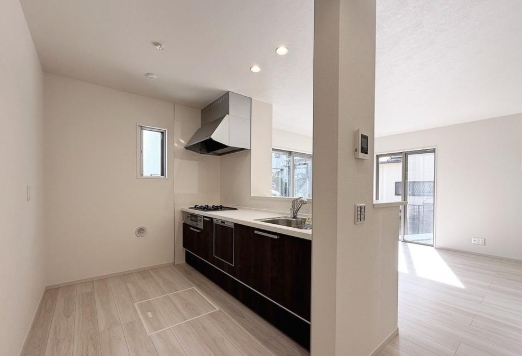 相模原市南区大野台1丁目の新築戸建てのキッチンの写真