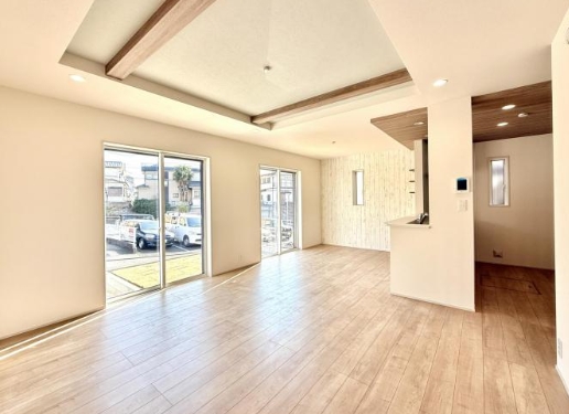 相模原市南区新戸の新築戸建てのリビングの写真