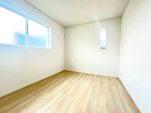 相模原市南区相武台3丁目の新築戸建て2号棟の洋室2の写真